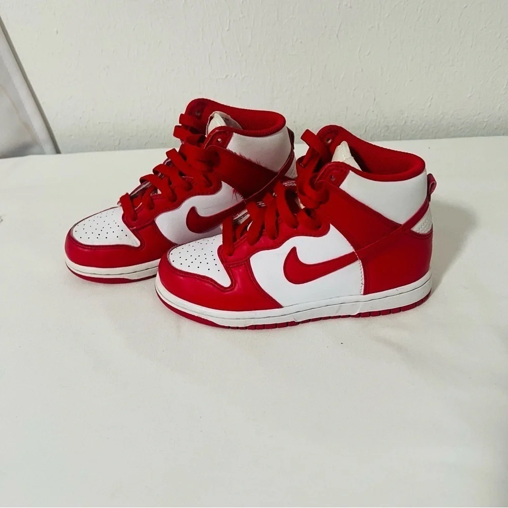Nike Dunk High (PS) White/University Red Size 13.5 DD2314-106 School Casual EUC